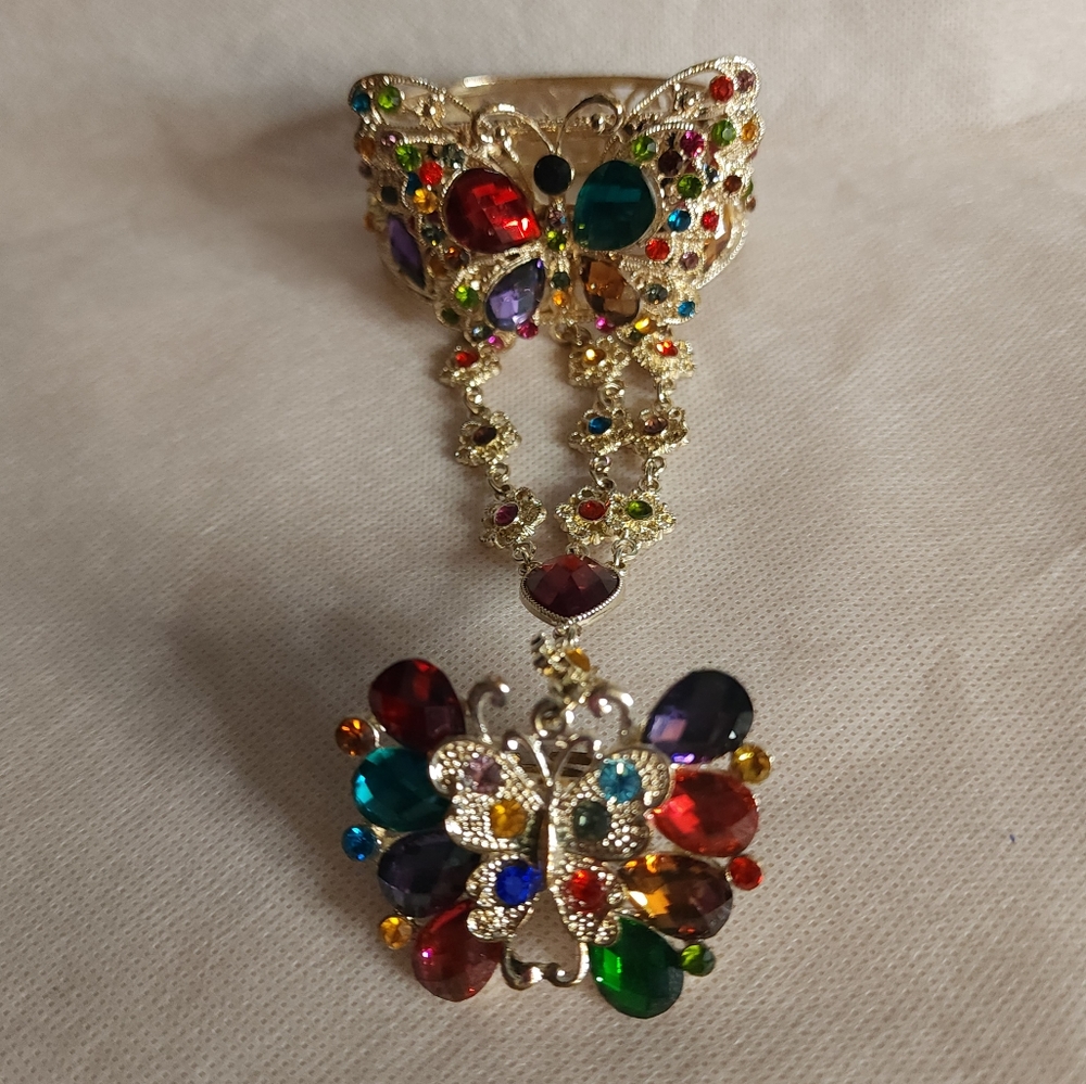 Butterfly 🦋 Rainbow 🌈 color Bracelet with attached adjustable ring!!